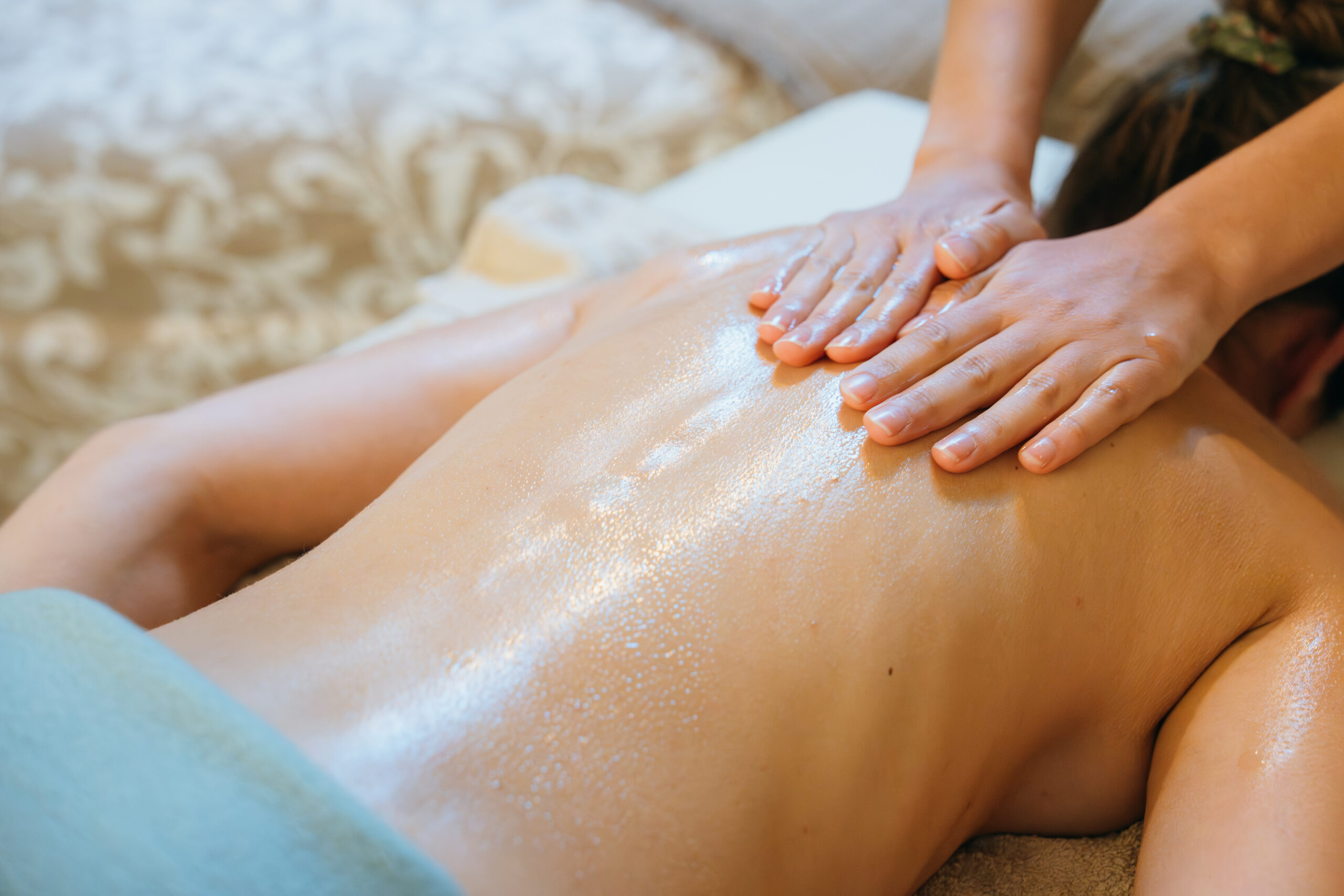Massage bien-être naturopathique